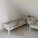 Caloroczny Na Kaszubach / Kolo Chmielna * Przewoz (Pomerania)