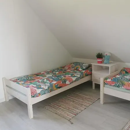 Caloroczny Na Kaszubach / Kolo Chmielna * Przewoz (Pomerania)