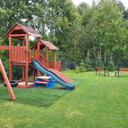 Caloroczny Na Kaszubach / Kolo Chmielna * Przewoz (Pomerania)