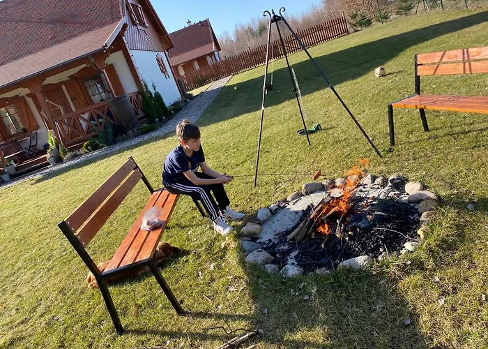 Dom wakacyjny Całoroczny Na Kaszubach / Koło Chmielna *