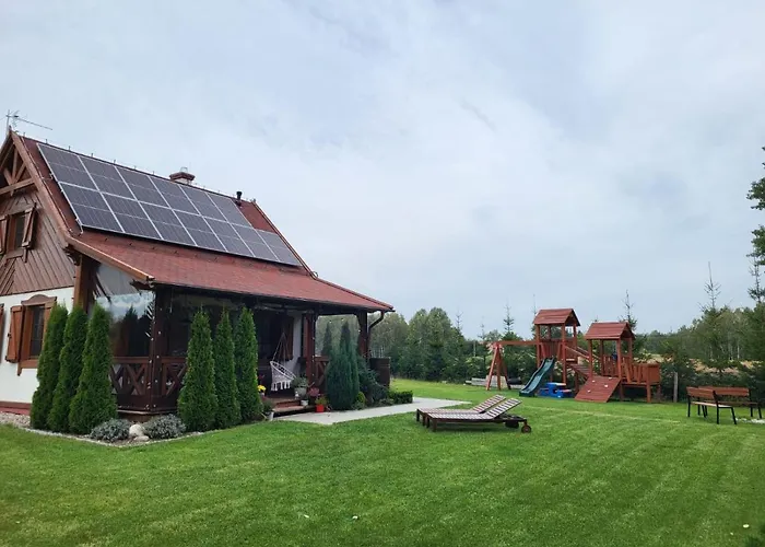 Dom wakacyjny Całoroczny Na Kaszubach / Koło Chmielna Przewoz (Pomerania)