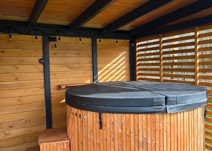 Całoroczny Na Kaszubach / Koło Chmielna Przewoz (Pomerania)